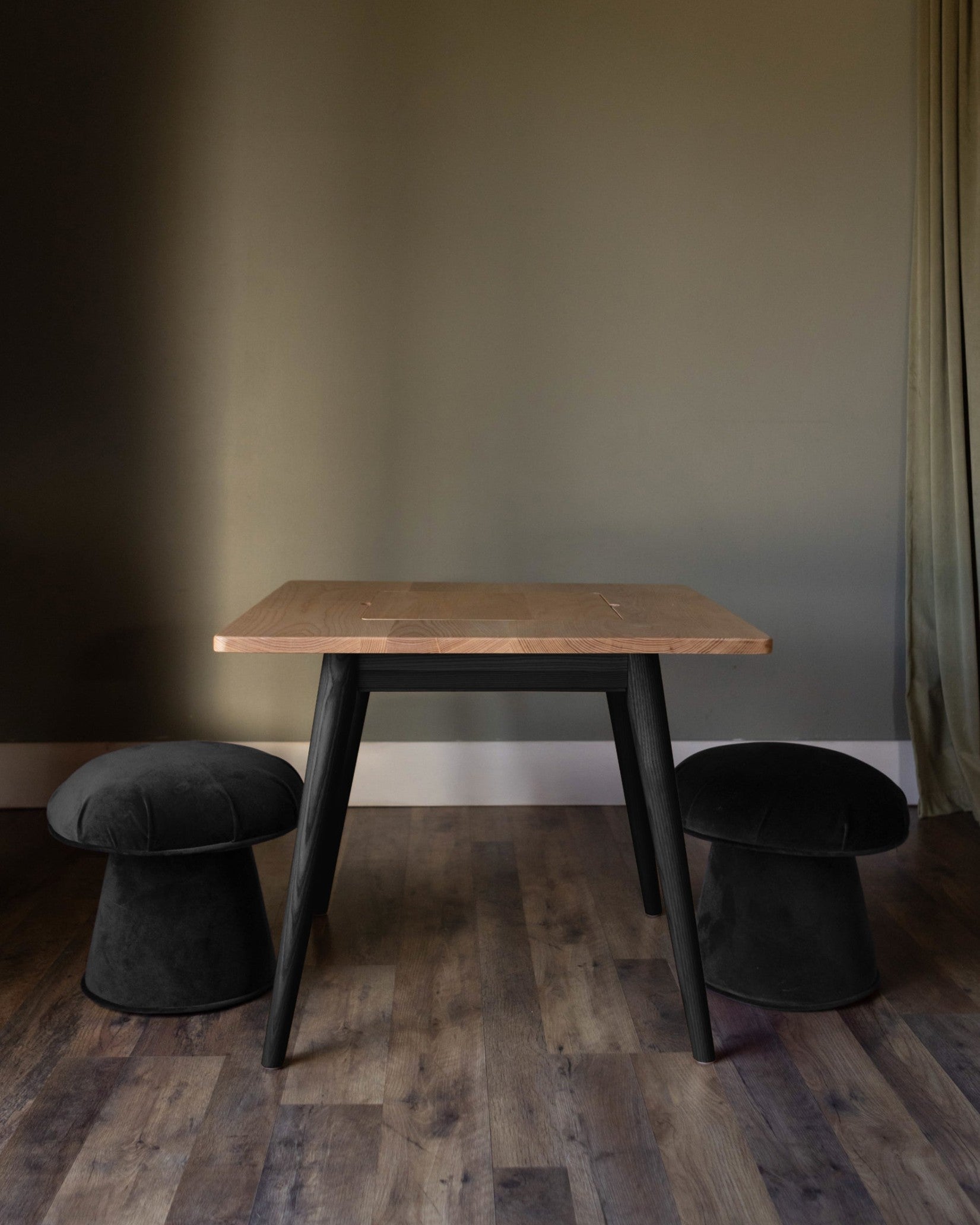 Ruben Children Table - Black