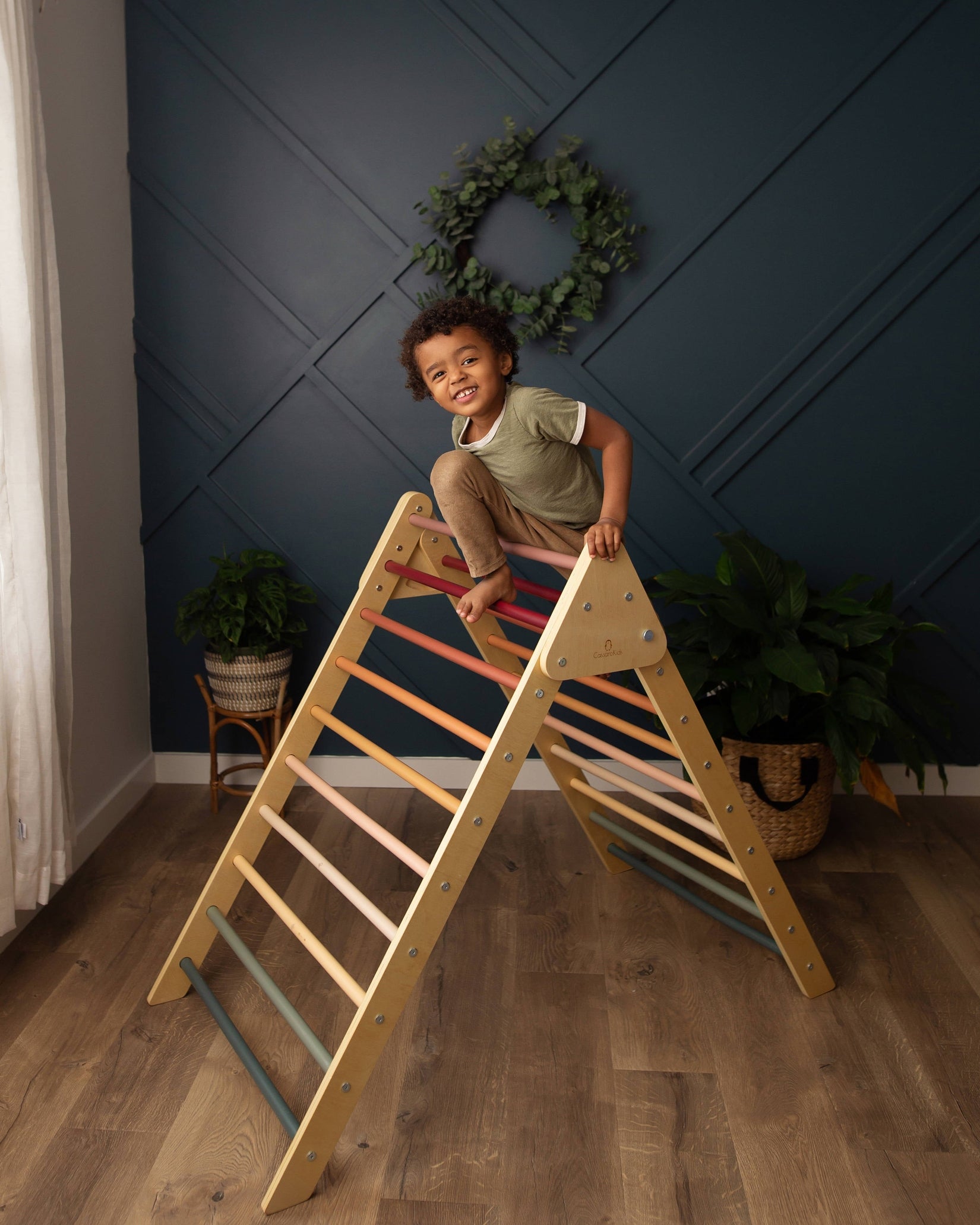 Jumbo Foldable Triangle Earth Tone