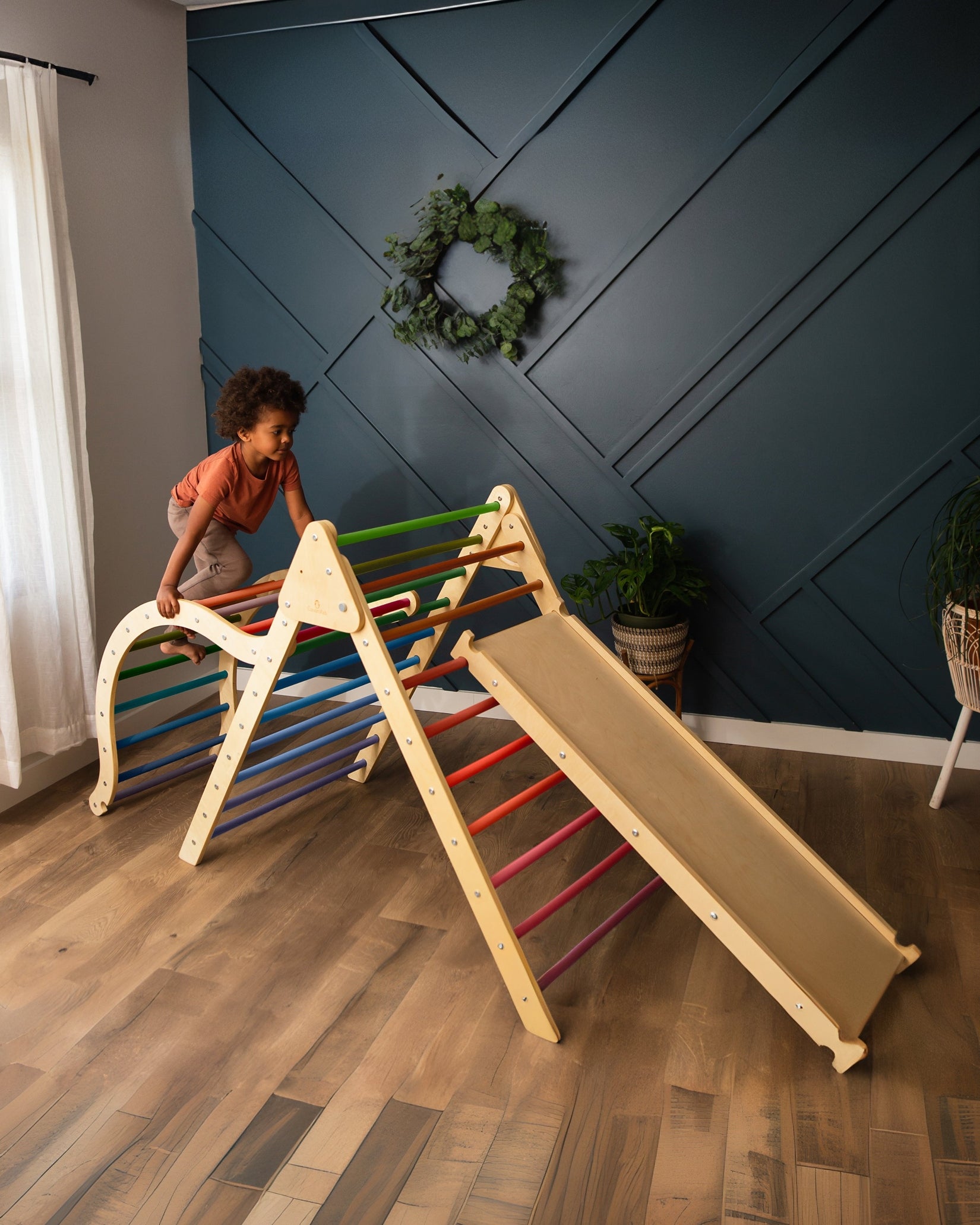 Jumbo Foldable Triangle with Arch & Ramp