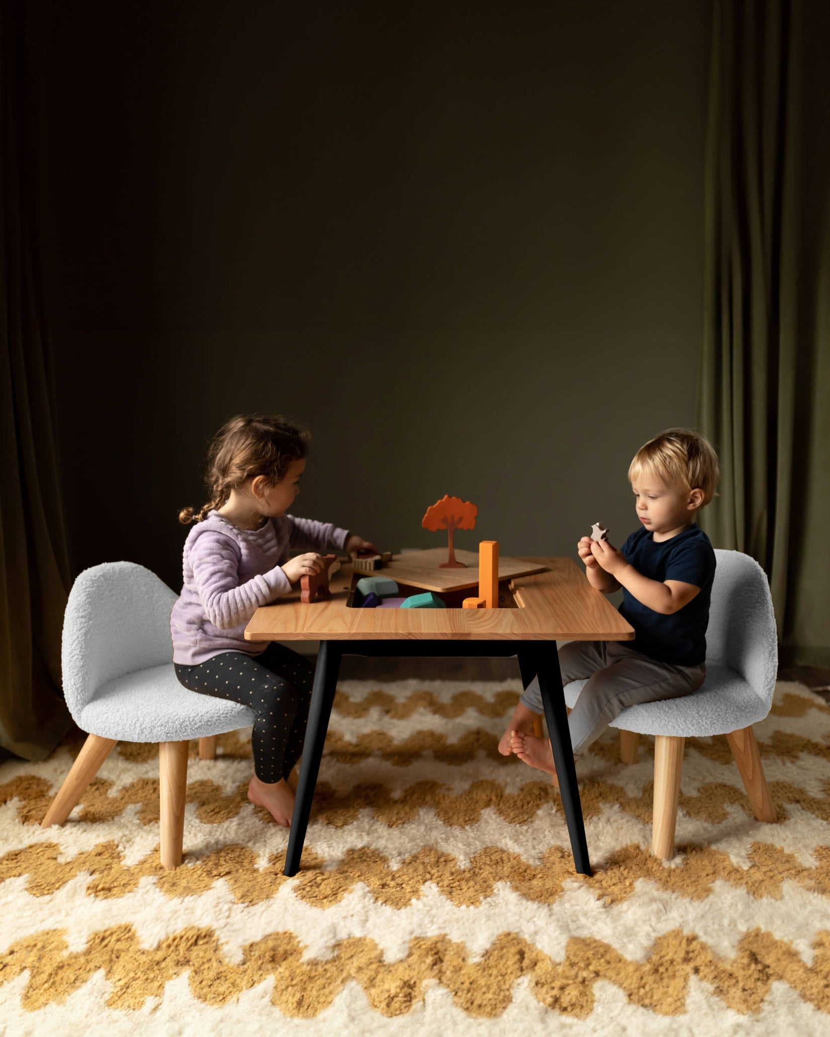 Ruben Children Table - Black