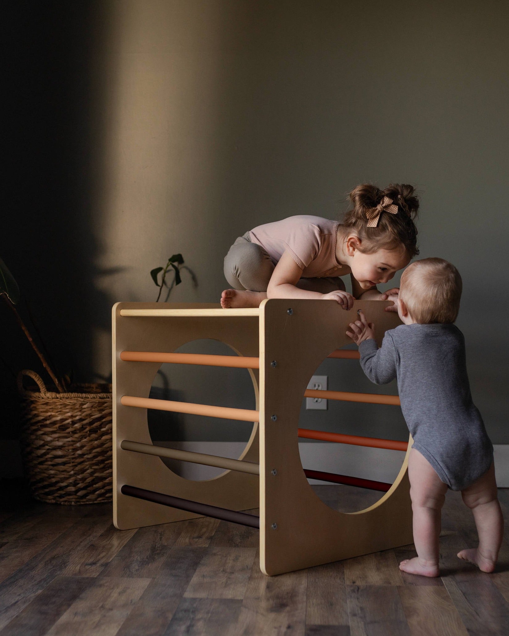 Waldorf Climbing Cube Earth Tone