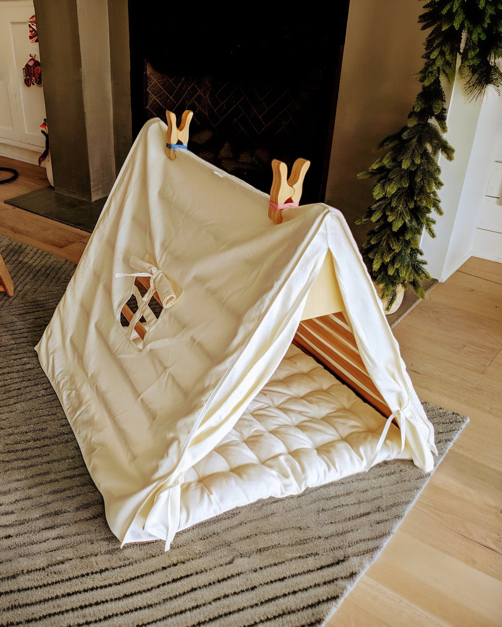 Large Foldable Climbing Triangle with Tent & Pillow - Natural