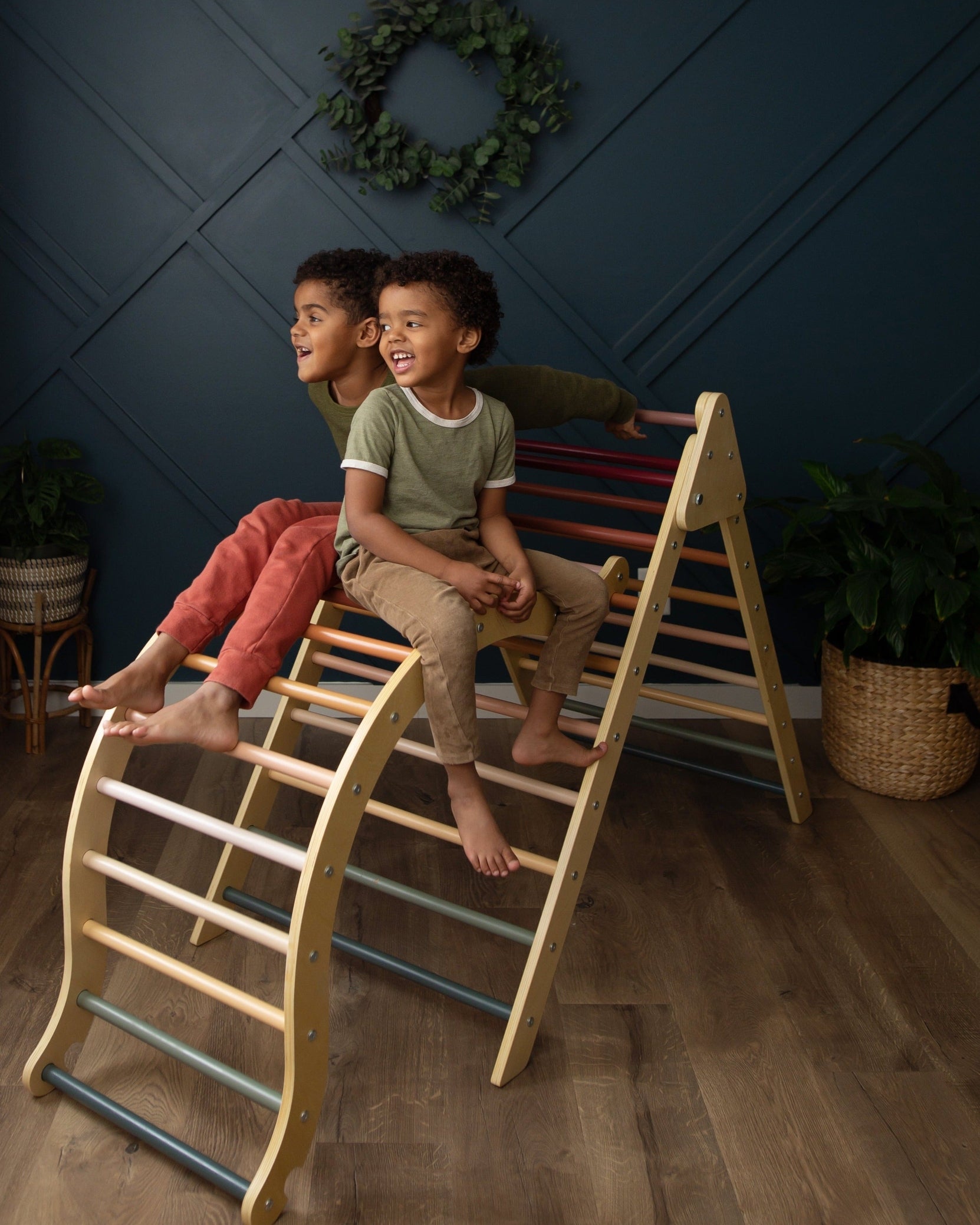 Jumbo Foldable Triangle & Arch