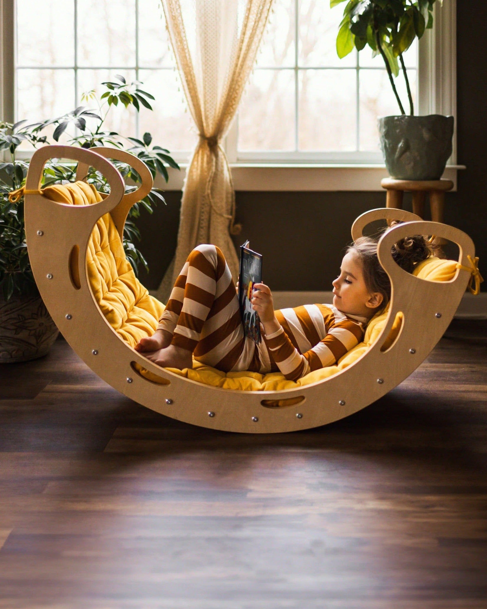 Jumbo Waldorf Rocker