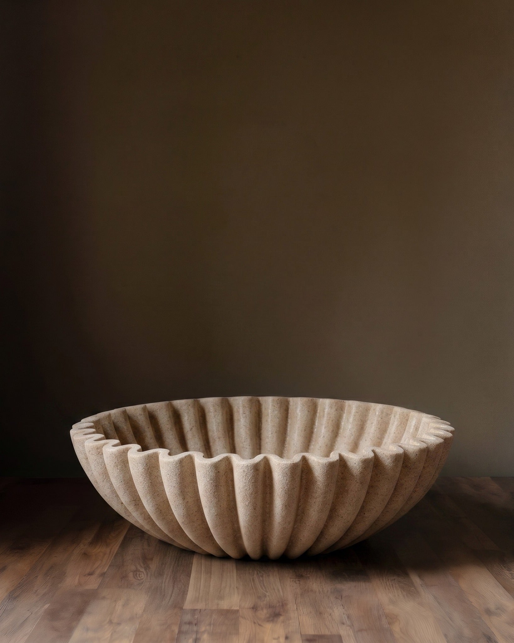 The Riva Scalloped Bowl