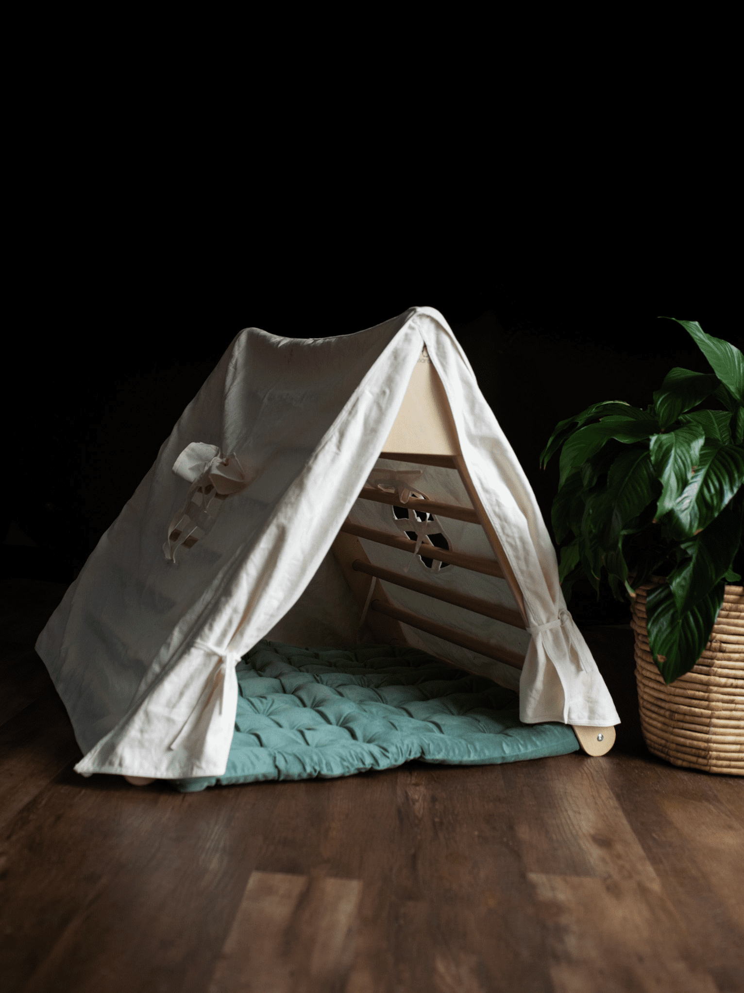 Large Foldable Climbing Triangle with Tent &amp; Pillow Sage