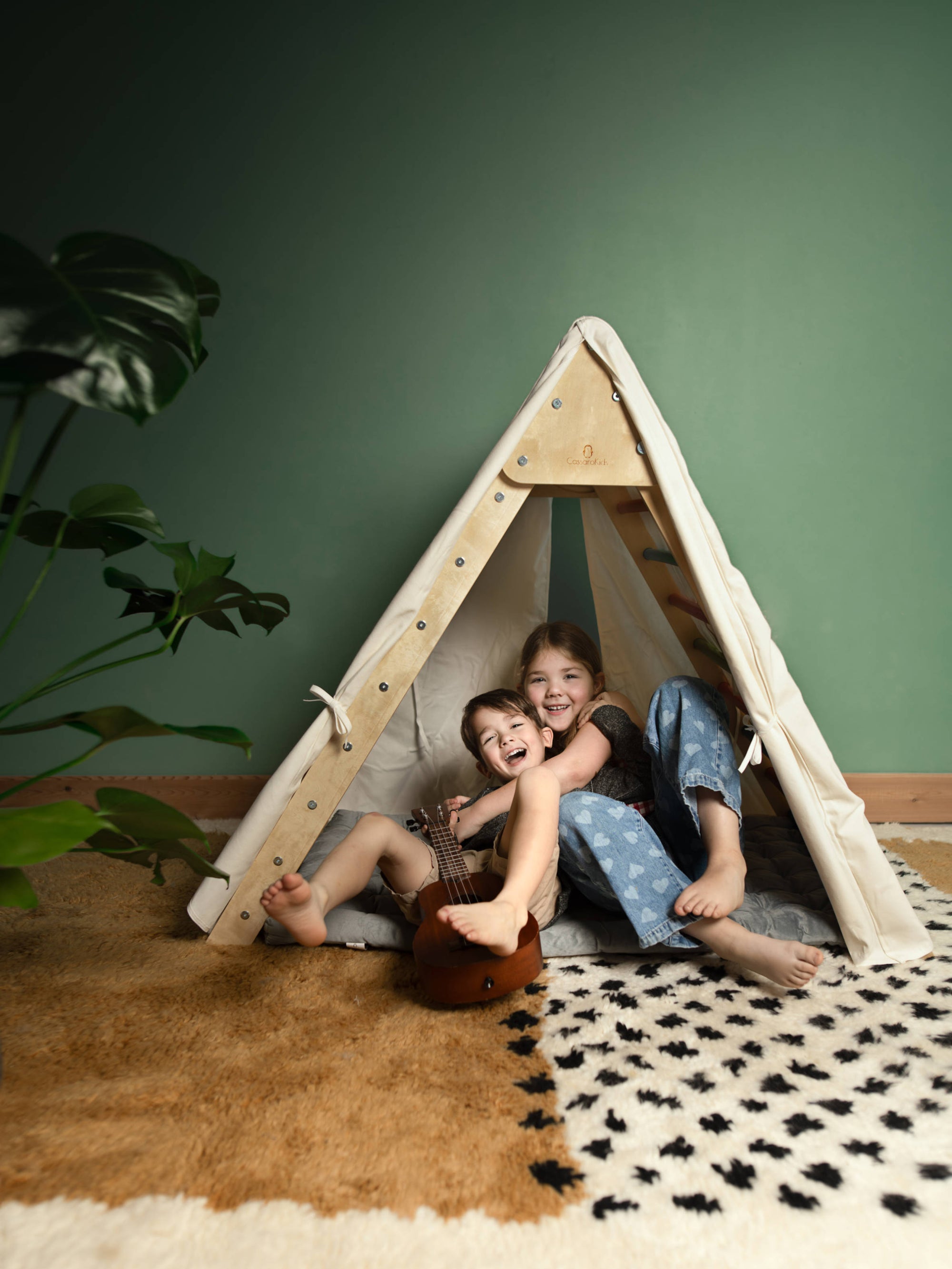 Jumbo Foldable Triangle with Tent &amp; Pillow