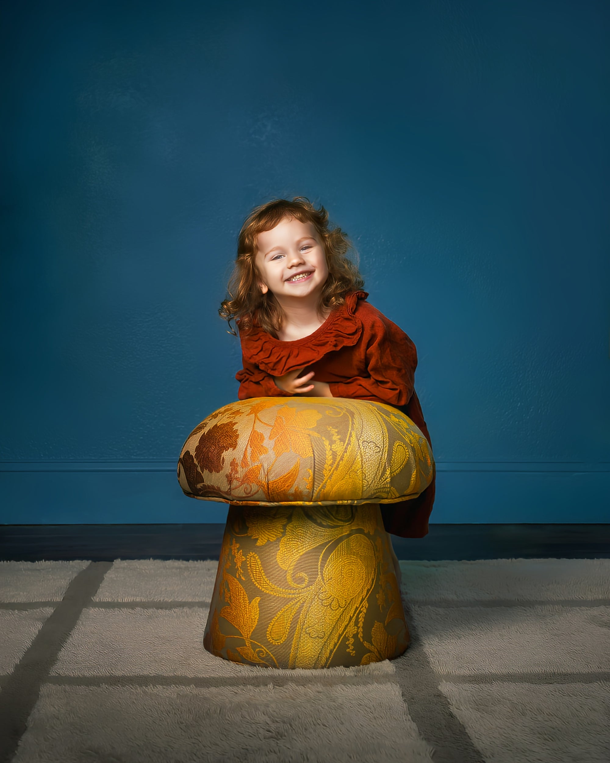 Catherine Mushroom Stool