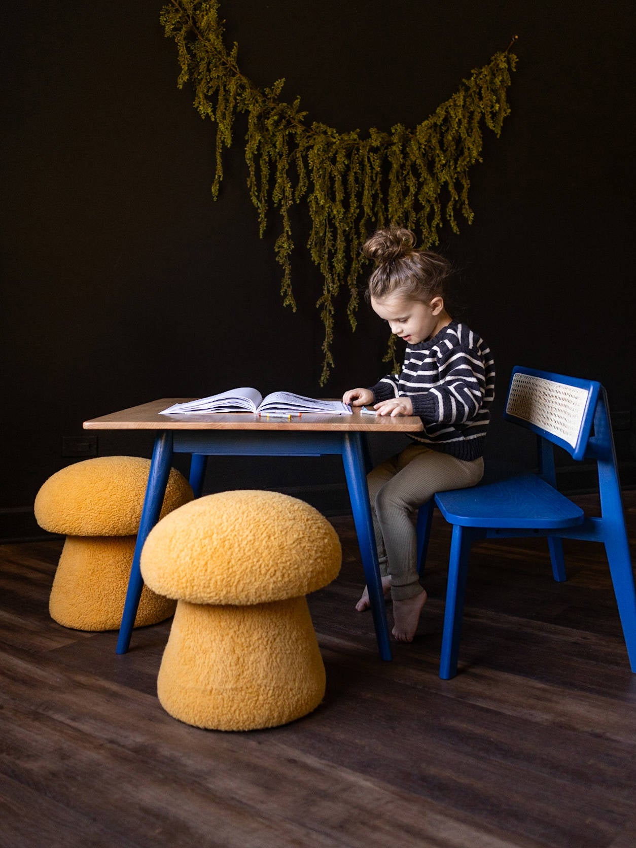 Ruben Play Table &amp; Boucle Mushrooms