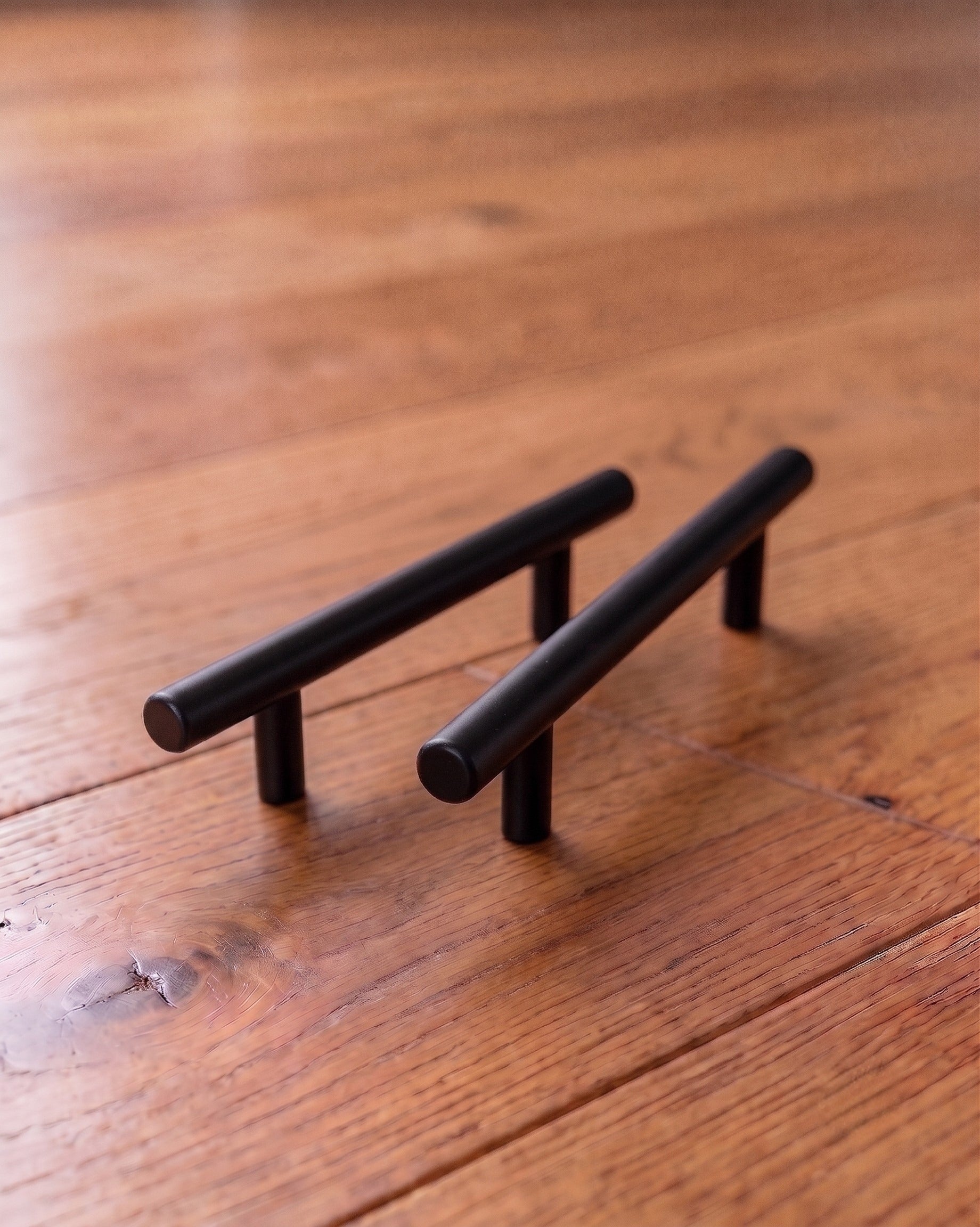 The Avery T-Bar Stainless Steel Pull