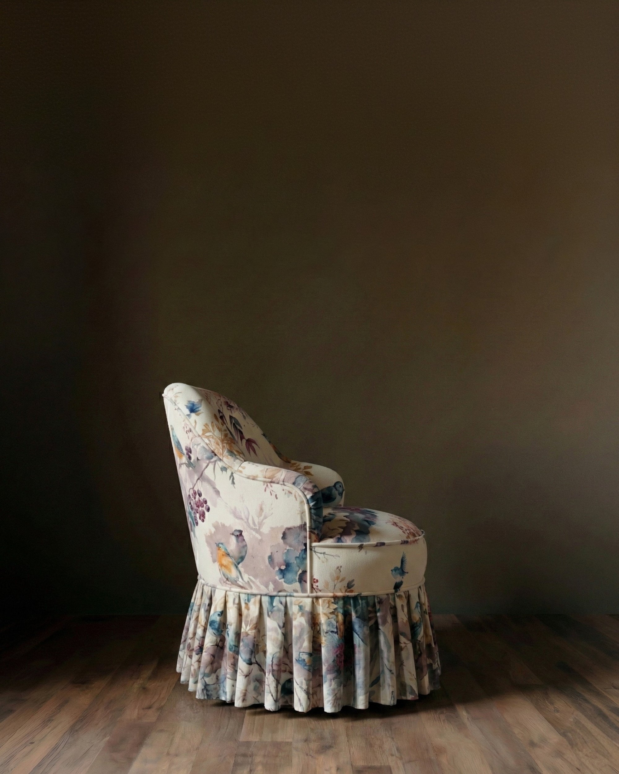 Byrd Petite Ruffle Chair