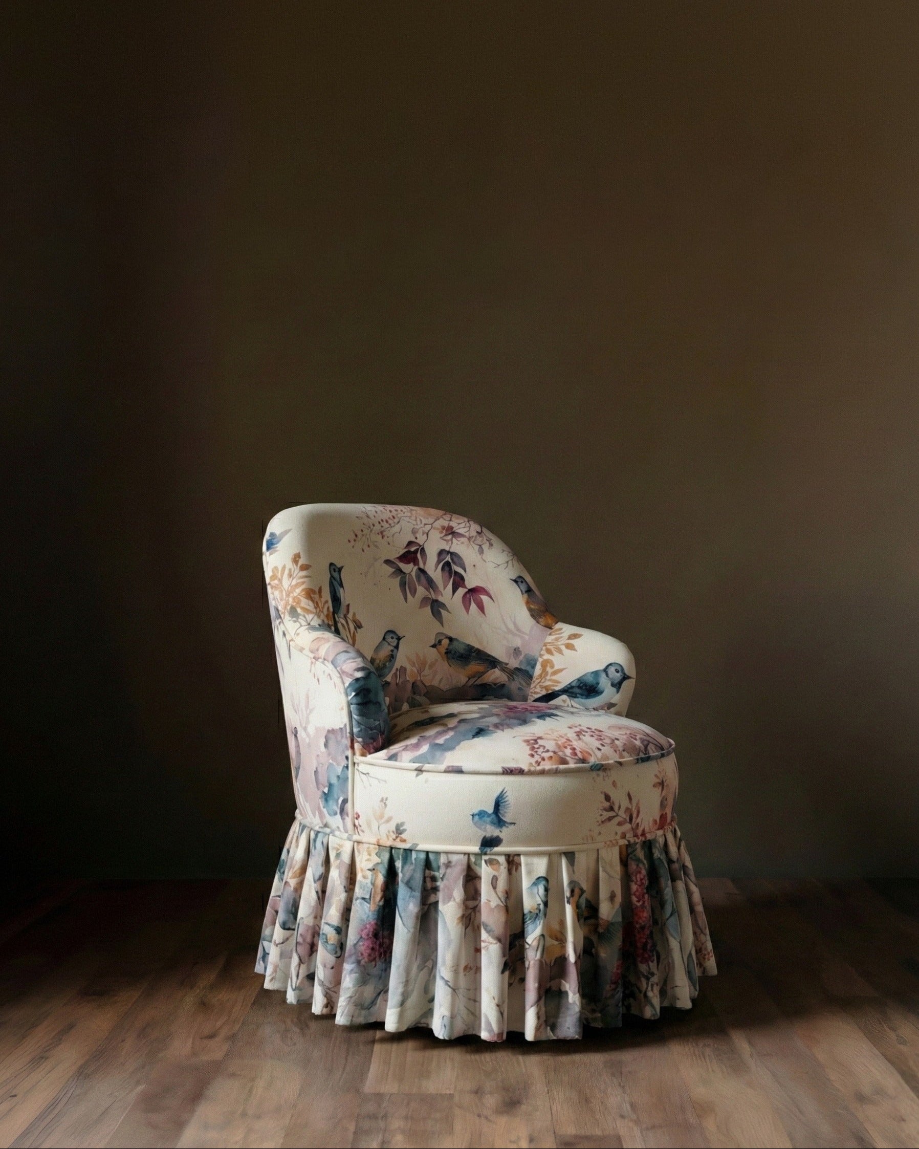 The Birdsong Botanical Ruffle Chair - Petite – Cassarohome