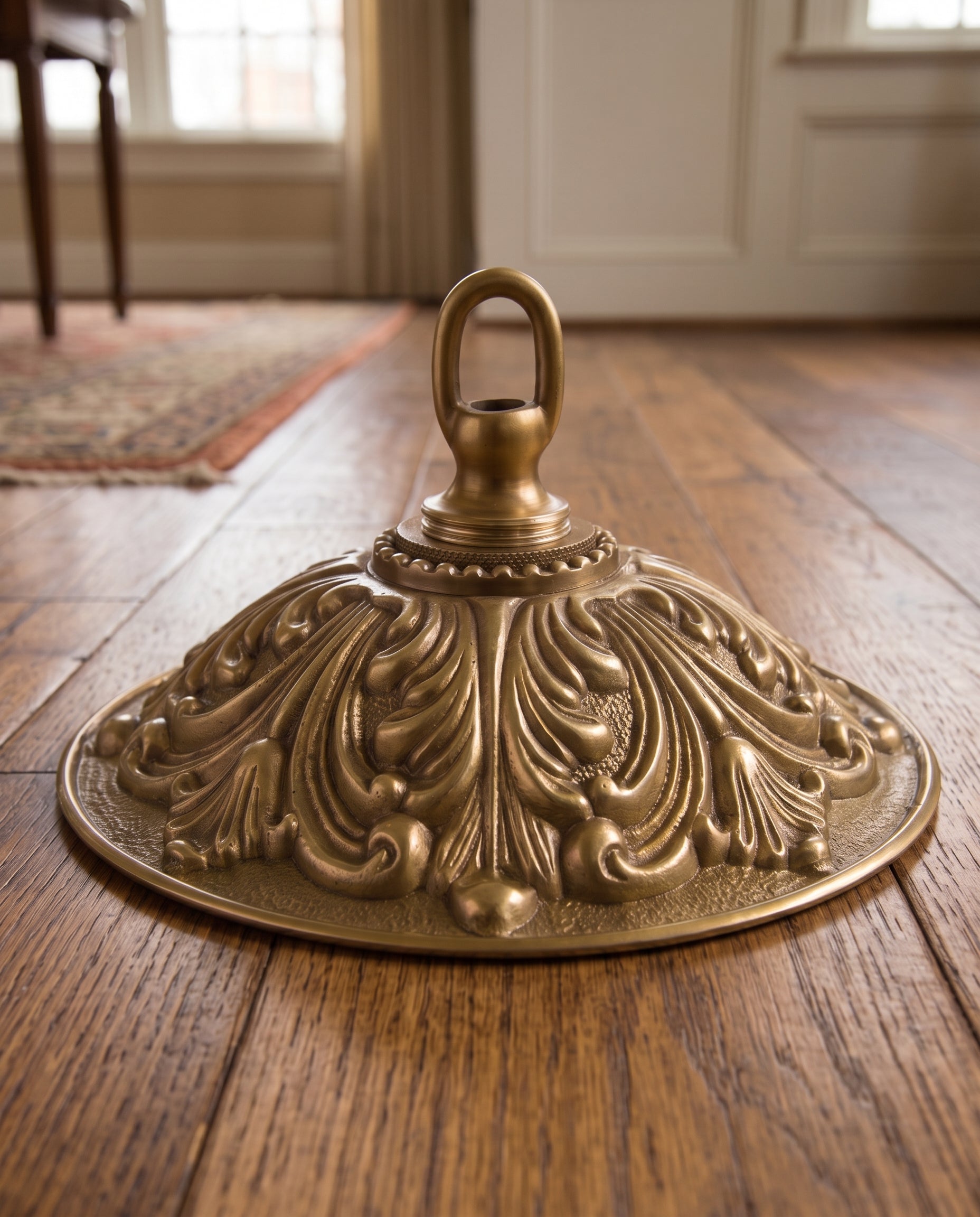 Heavy-Duty Vintage-Style Cast Brass Chandelier Canopy Kit – Antique Brass