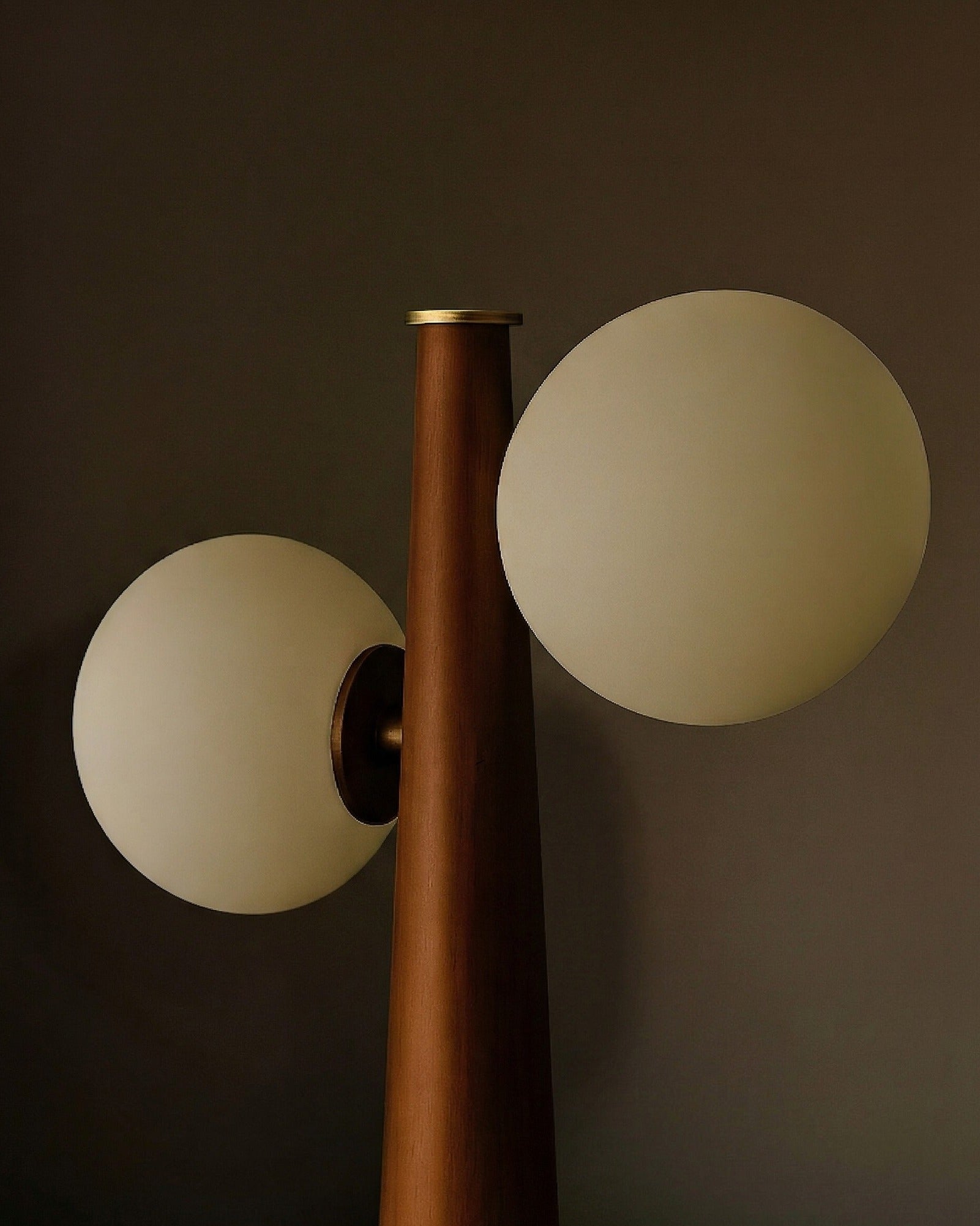 Charlton Modern Table Lamp