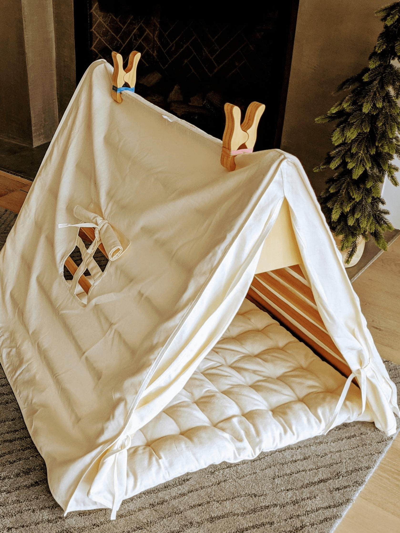 Large Foldable Climbing Triangle with Tent & Pillow White