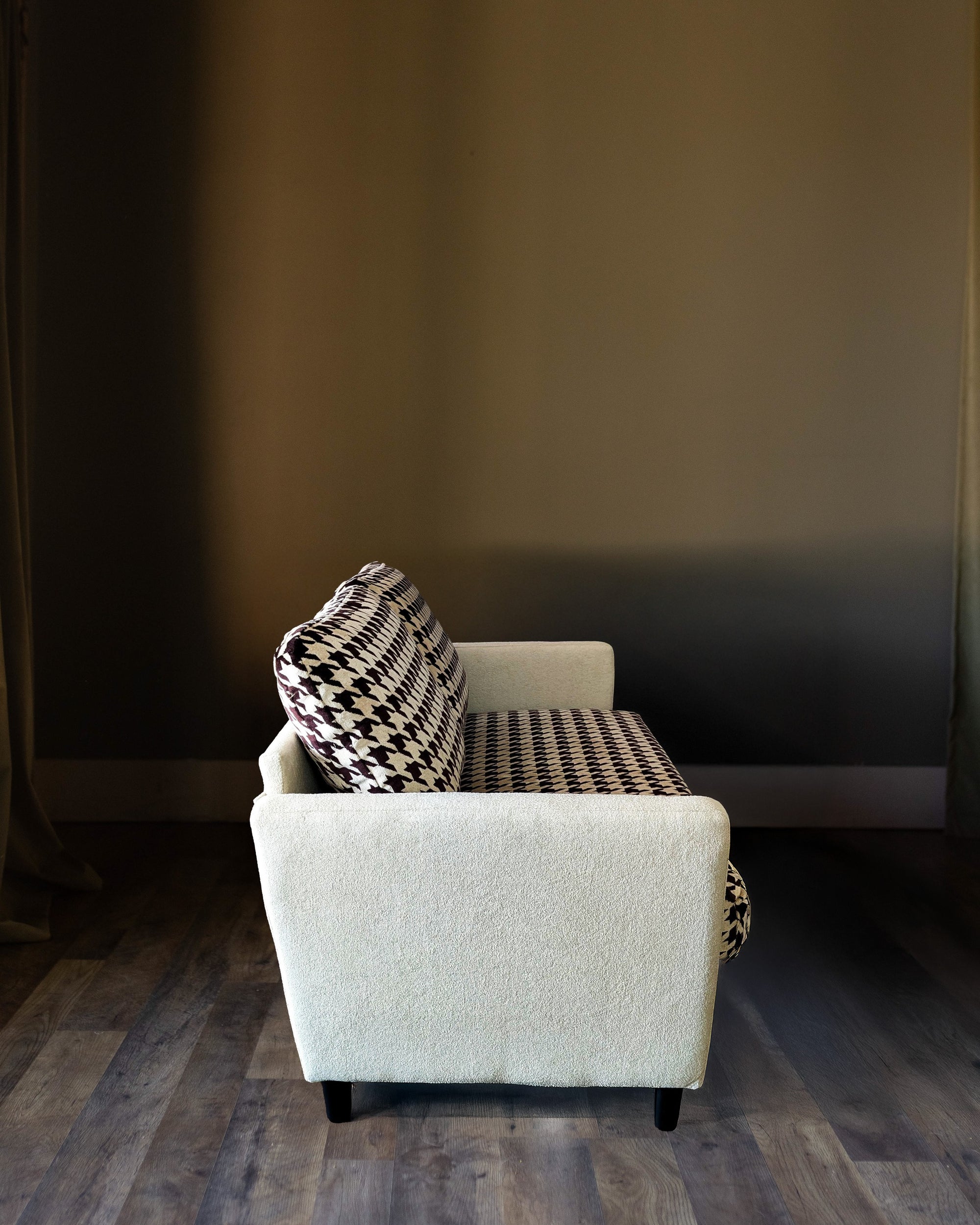 Houndstooth Sofa