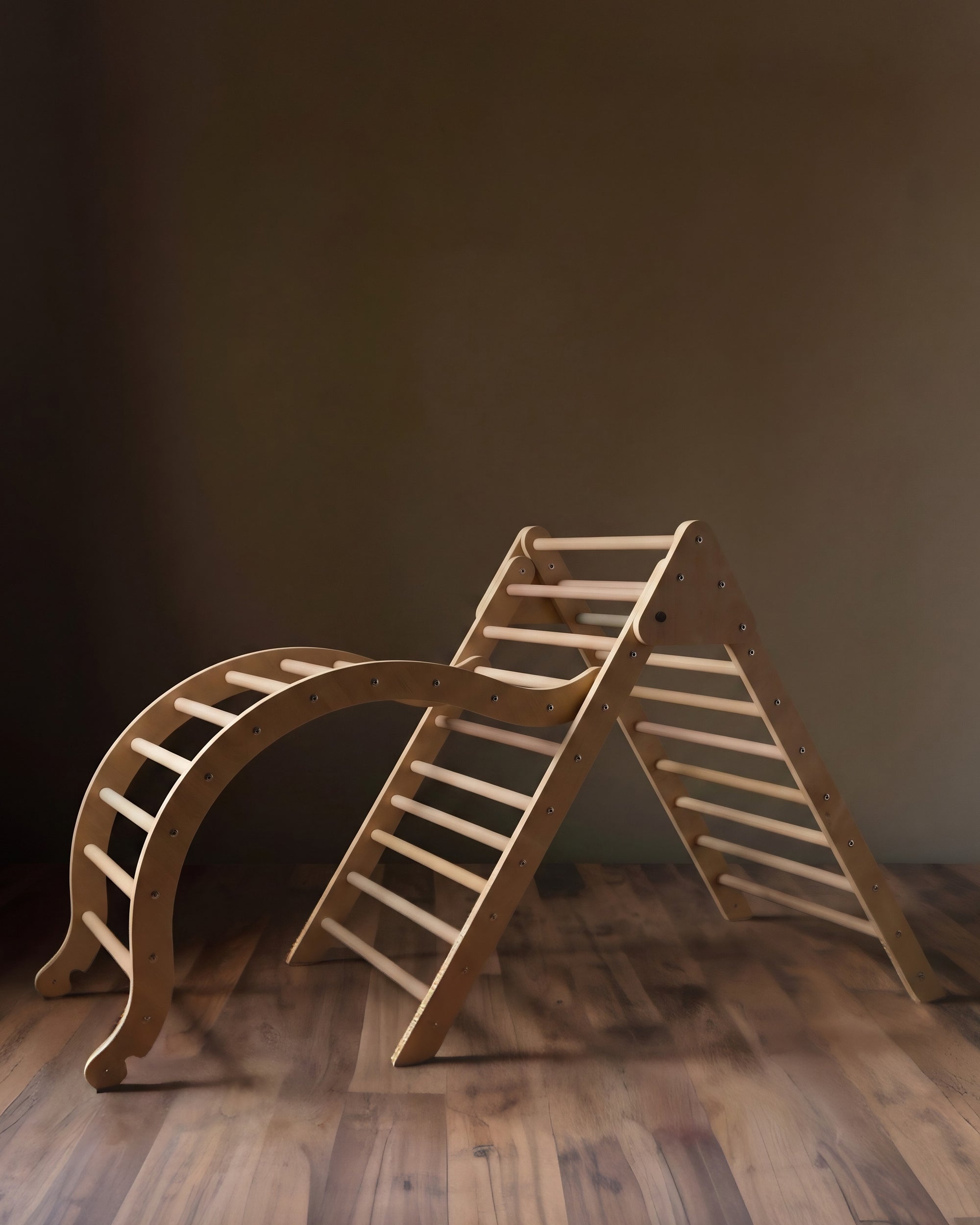 The Horizon Jumbo Pikler Triangle &amp; Arch