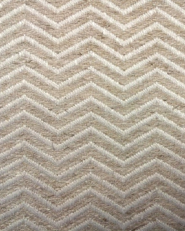 LARSA - White, Tan