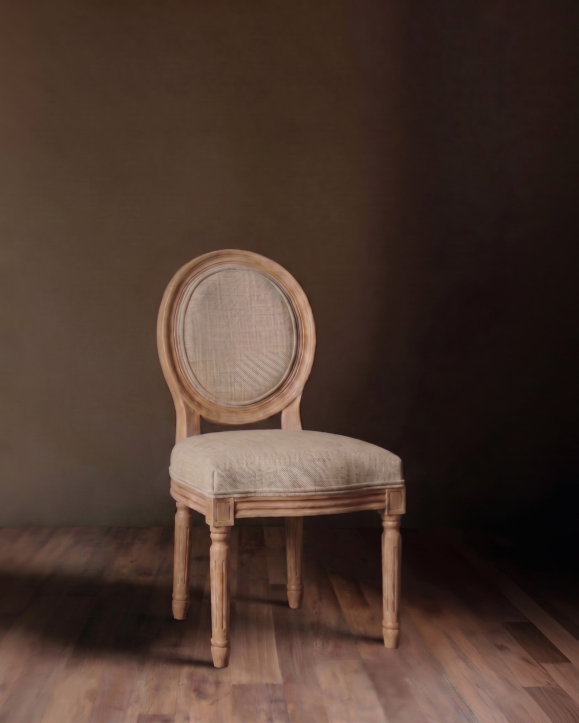 The Dauphin Petite Chair
