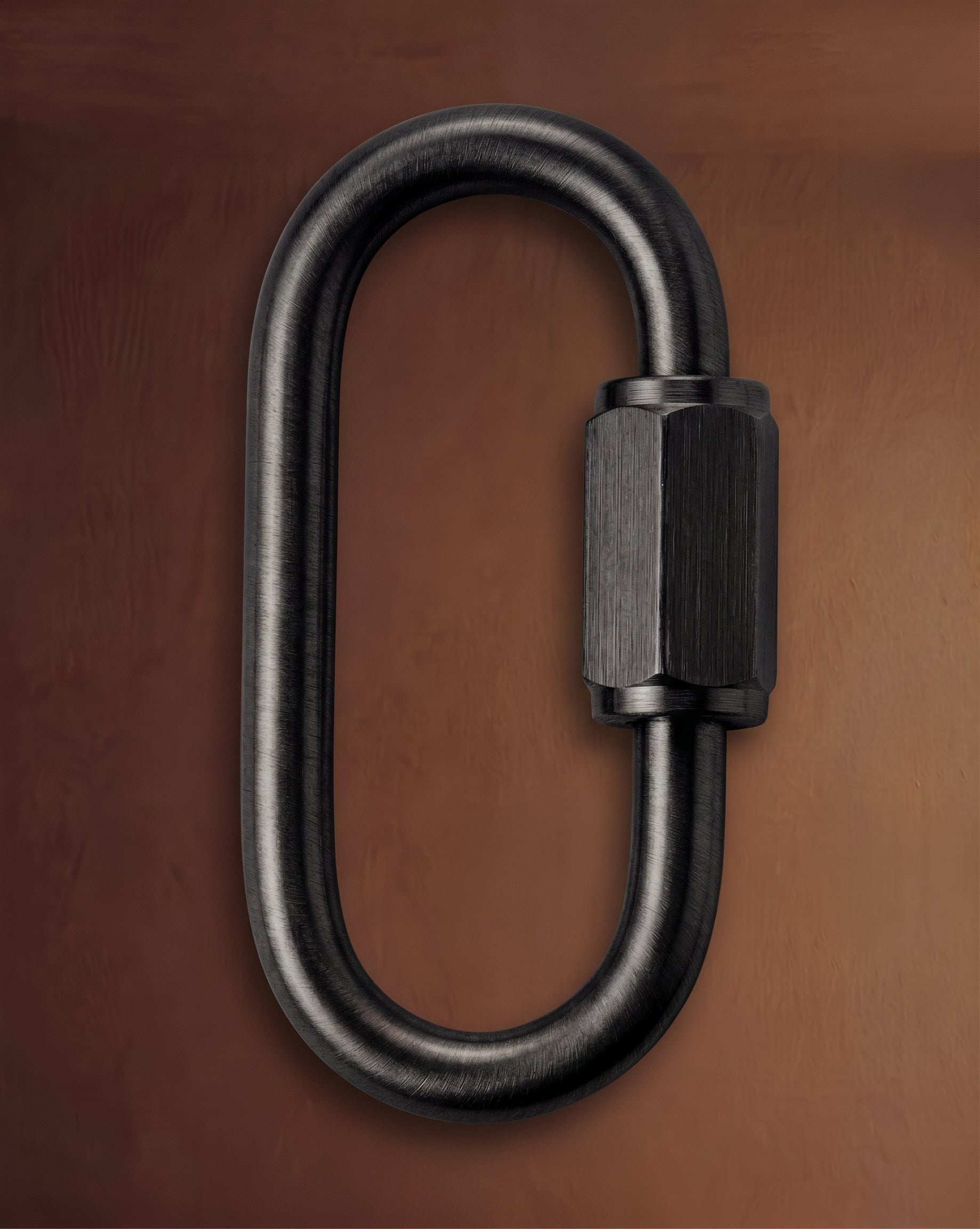Heavy-Duty 8-Gauge Stainless Steel Quick Link Connector – 1.38" Threaded Hex Nut Carabiner Link for Lighting, Chains &amp; Decor
