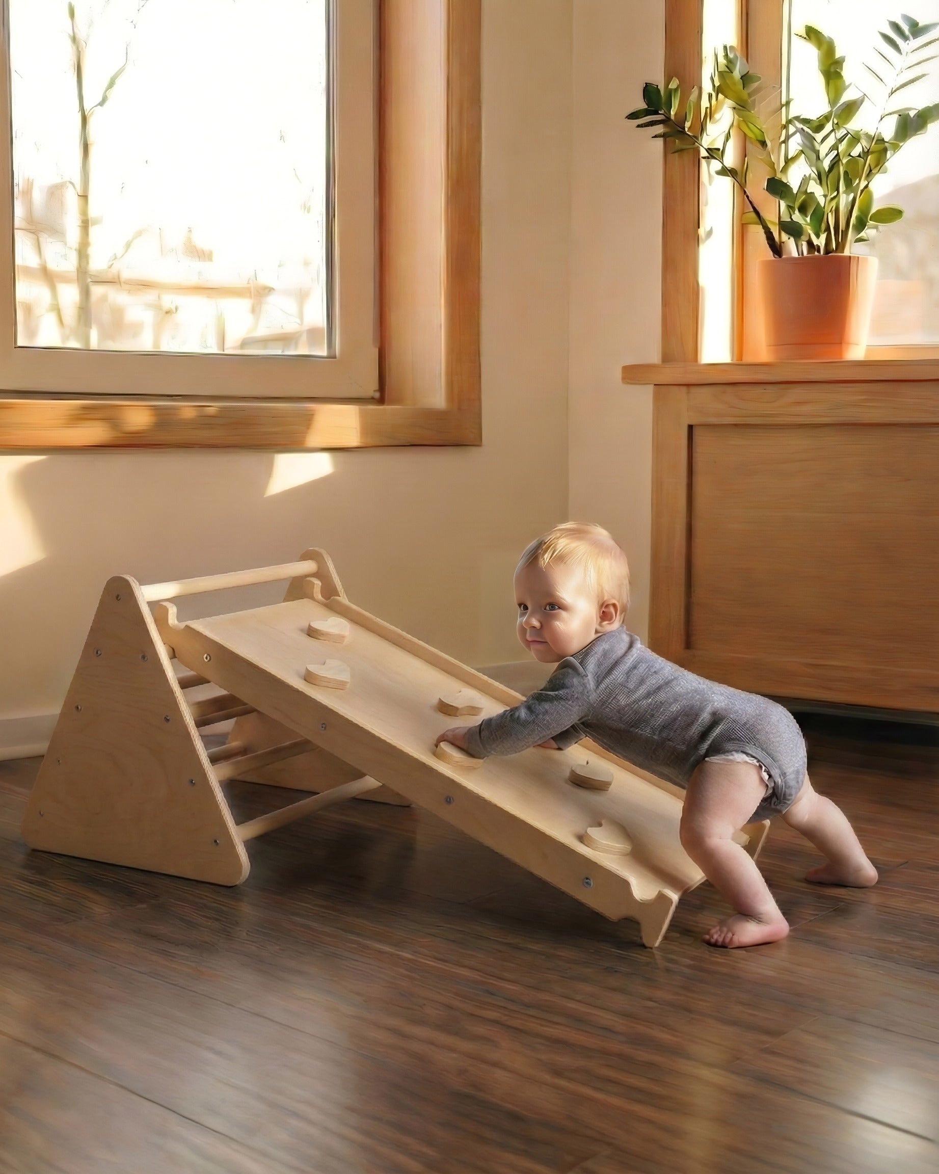 Mini Waldorf Climbing Triangle &amp; Ramp