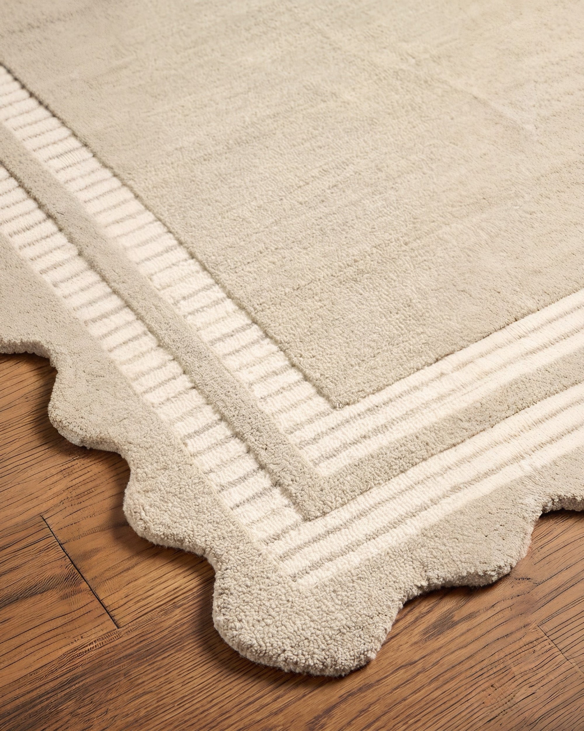 Marseille Scalloped Edge Wool Rug
