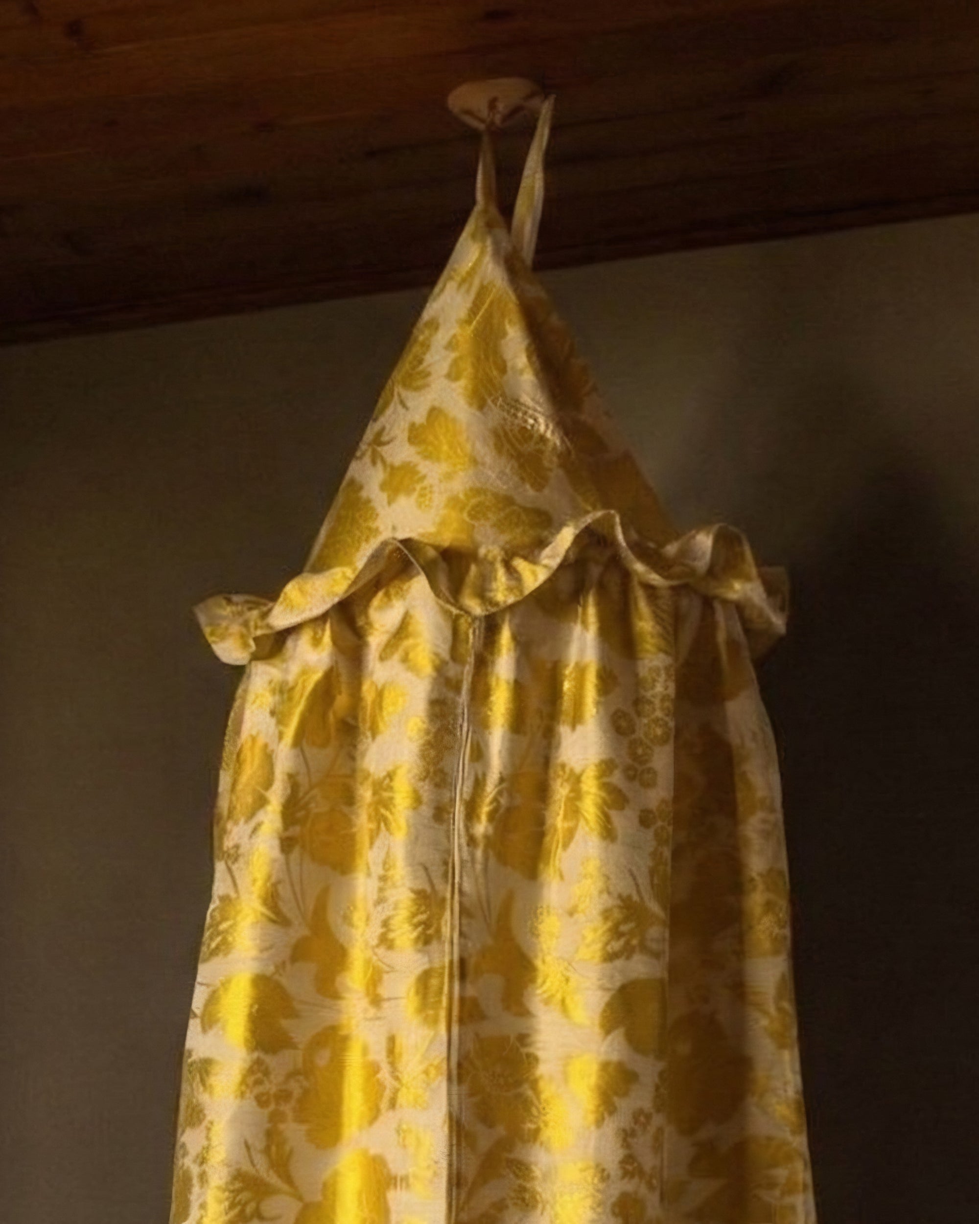 Belgrano Silk Canopy