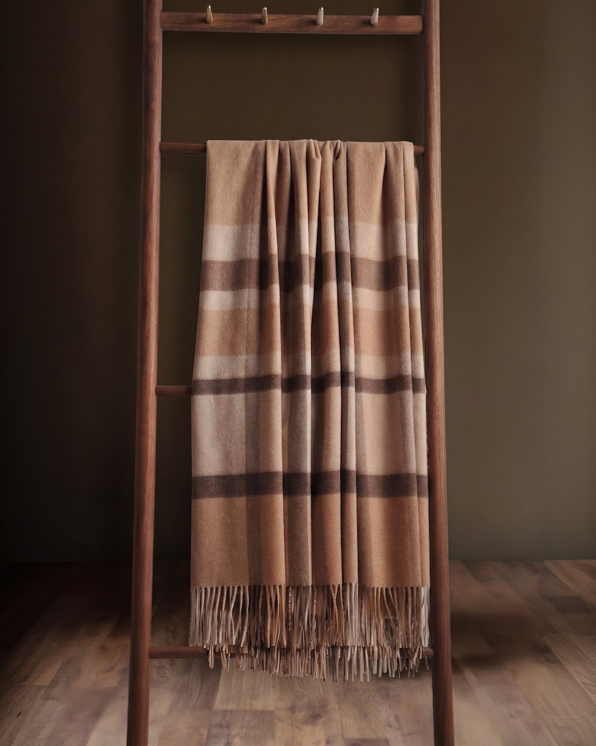 Ascot Legacy Heirloom Cashmere Throw – Camel &amp; Taupe Plaid