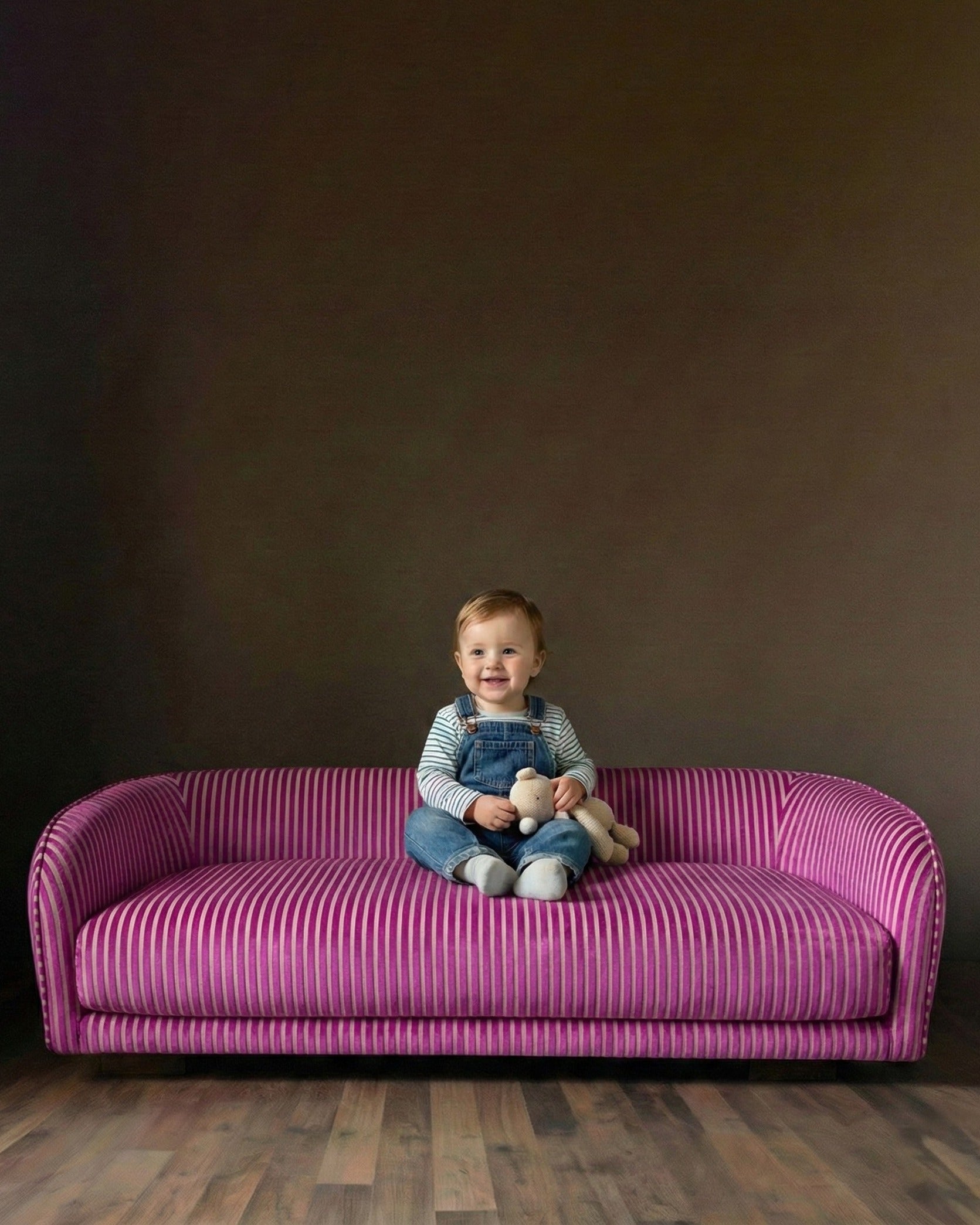 Franelle Linen Velvet Child Sofa - Fuchsia