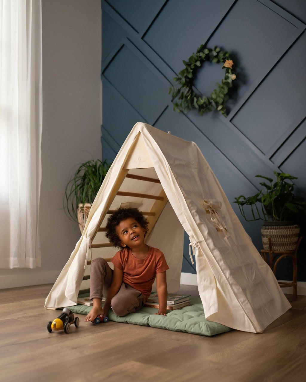 Oliver Play Tent