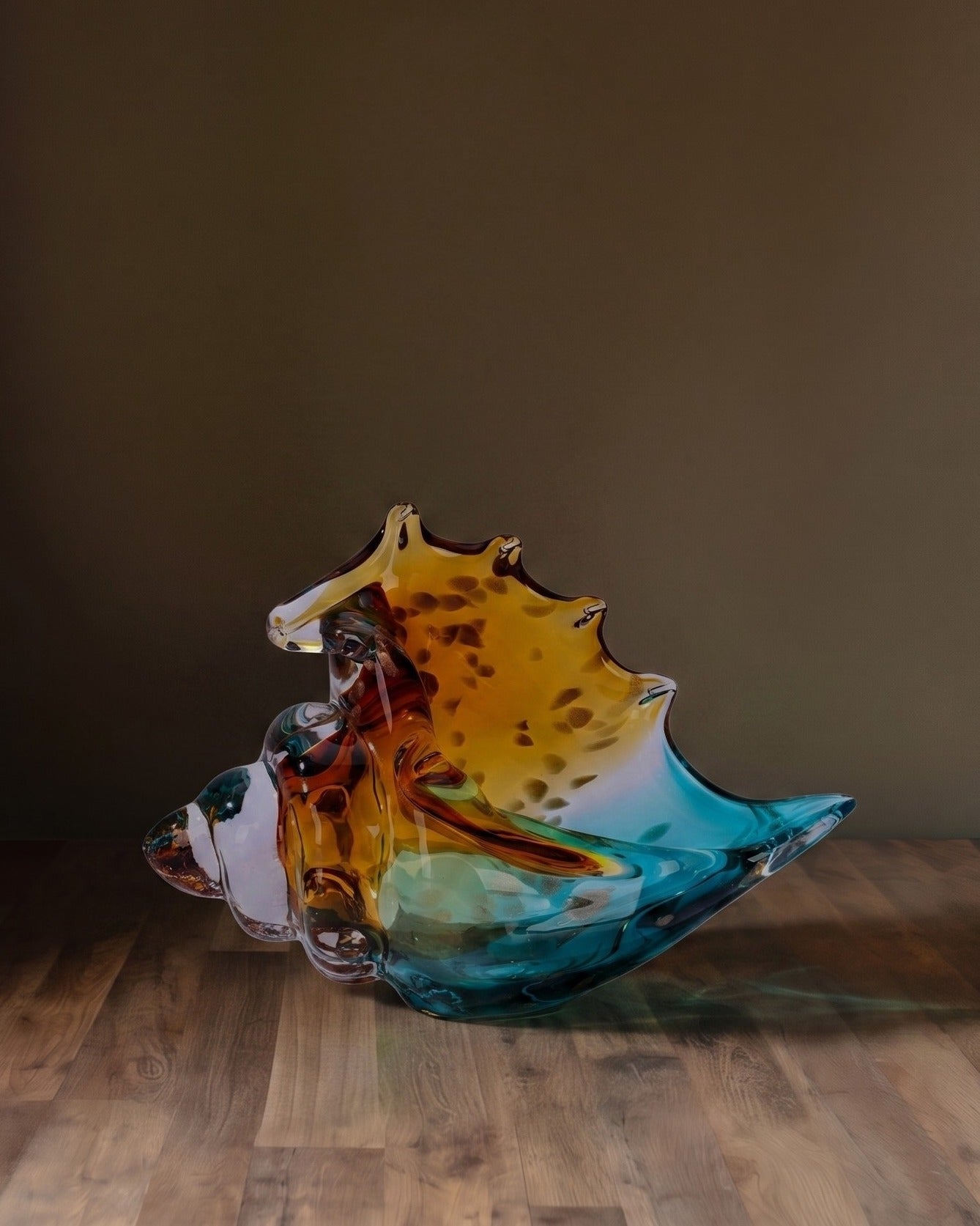 The Triton’s Crest: Hand-Blown Art Glass Conch Sculpture