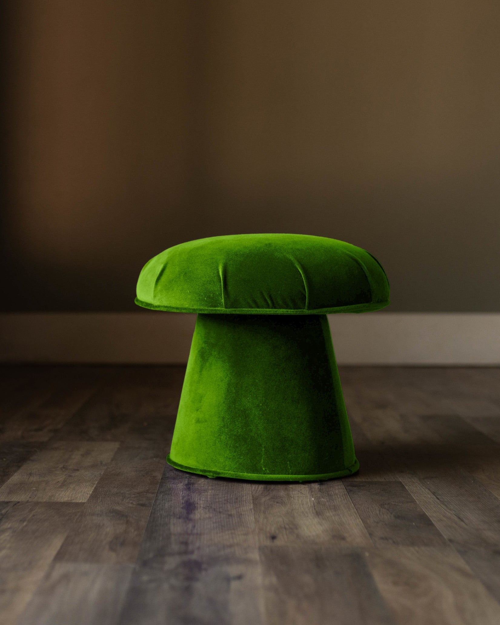 Small Mushroom Stool - Emerald