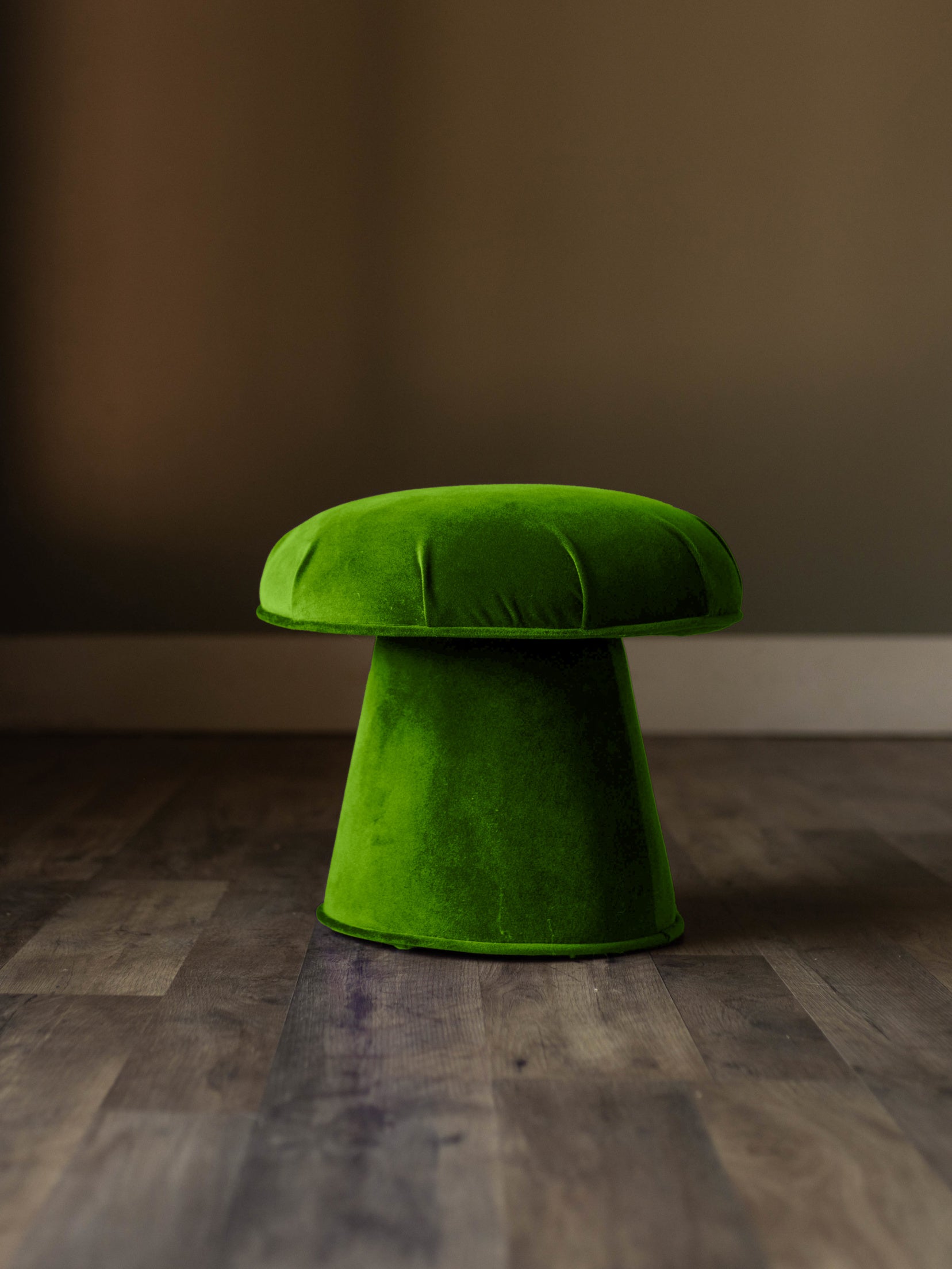 Small Mushroom Stool - Grass Green