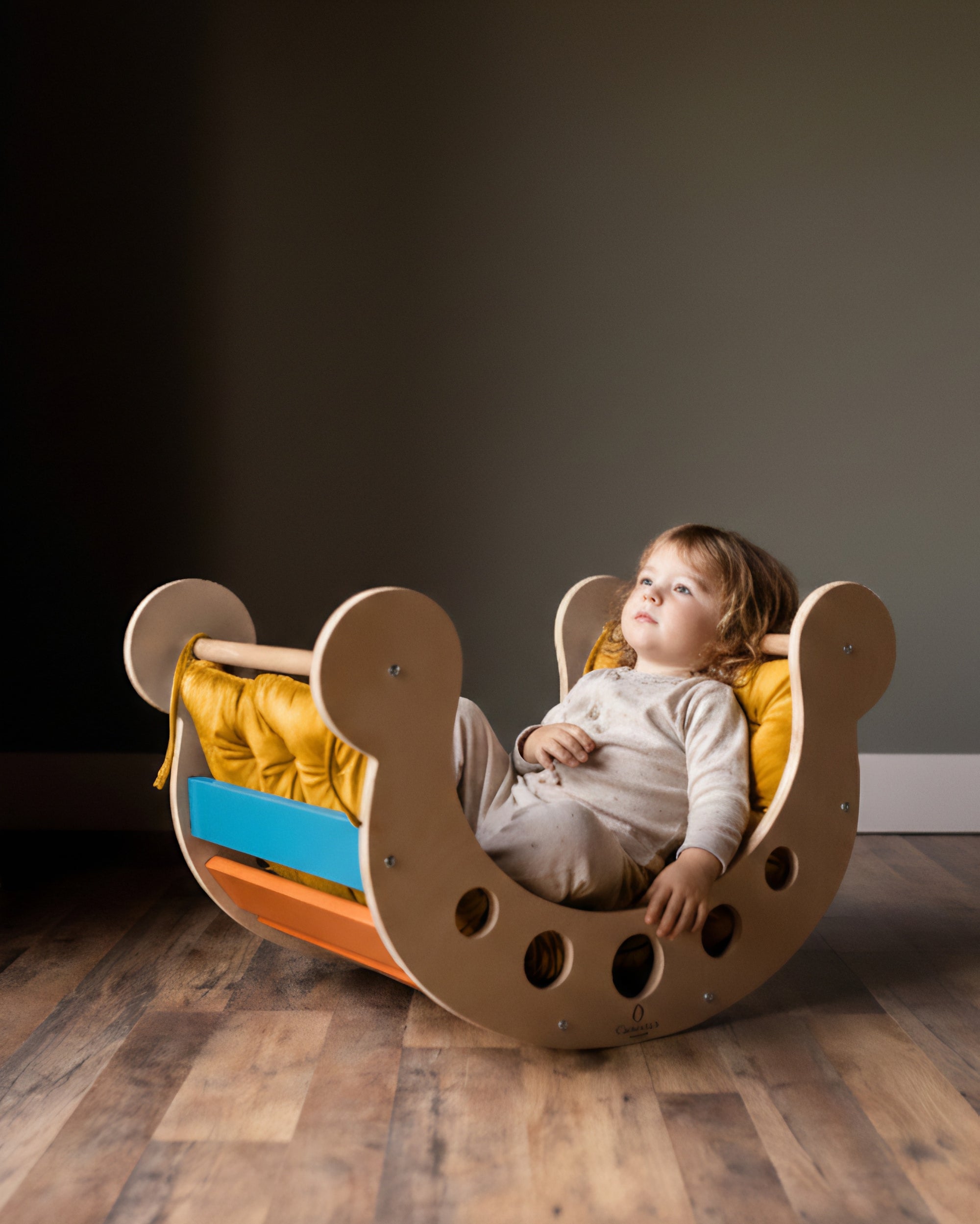 Small Waldorf Rocker with Rods