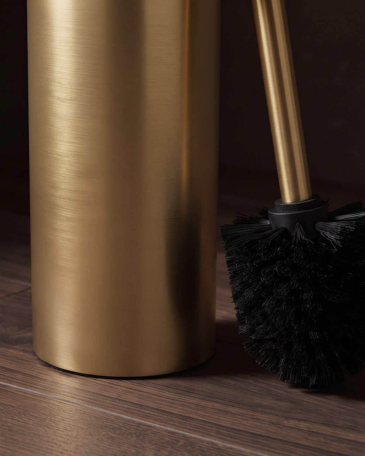 The Regency Reserve Toilet Brush and Holder Set