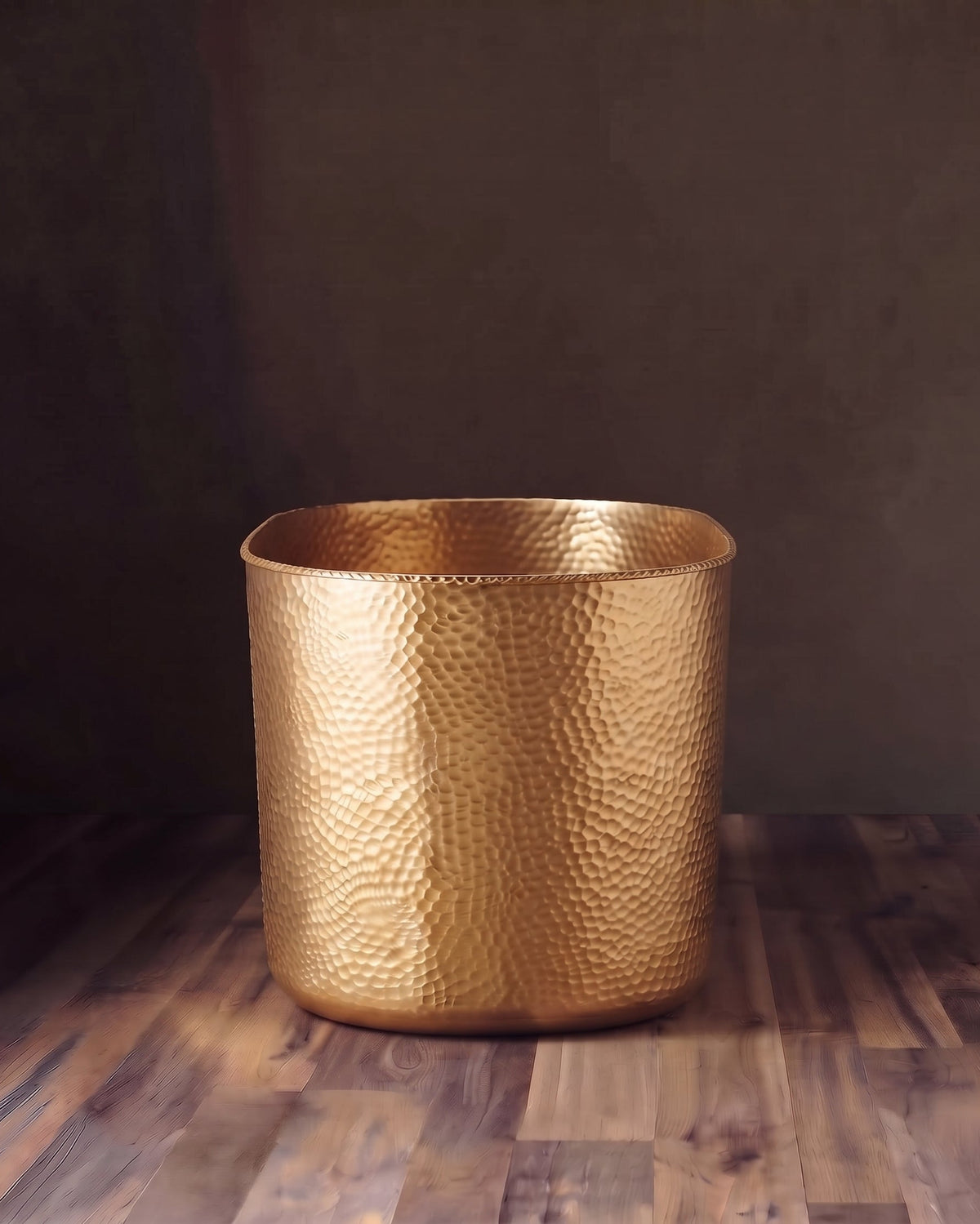Aurélie Hammered Wastebasket
